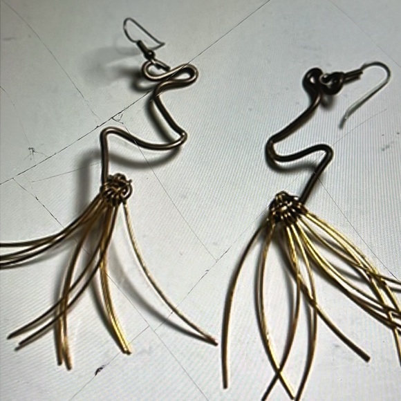 Whimsical Dangle Shoulder sweeper Earrings m - Picture 3 of 5